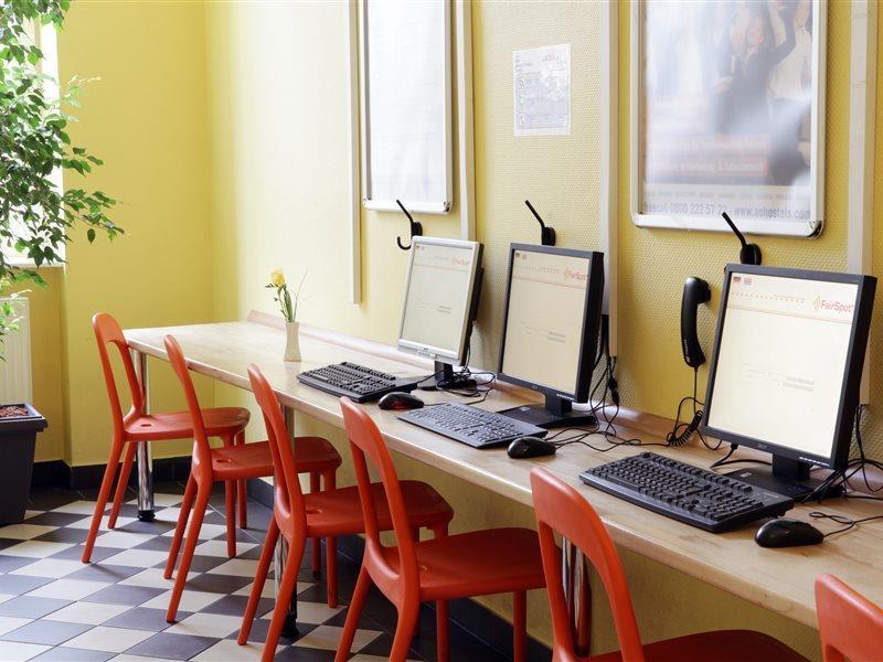 A&O Leipzig Hauptbahnhof Hostel Εξωτερικό φωτογραφία